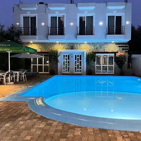 Hotell Adriatik *