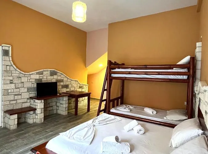 Adriatik Hotel *