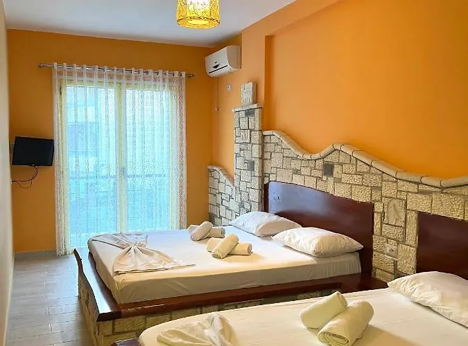 Adriatik Hotel *